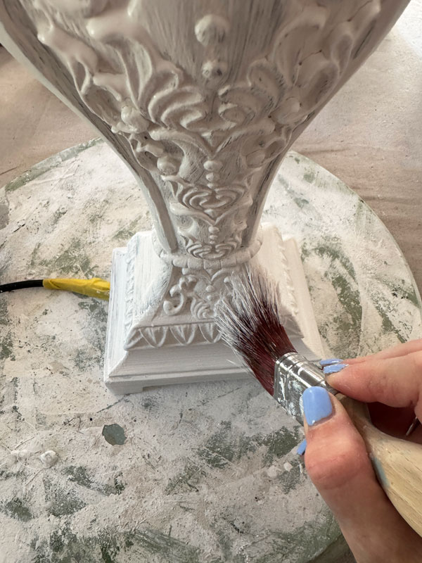 Update thrift store lamps with paint