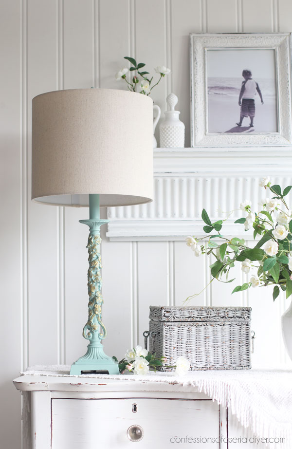 Thrift Store lamp makeover in Dixie Belle Sea Glass