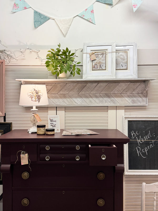 Antique Mall Booth Tour