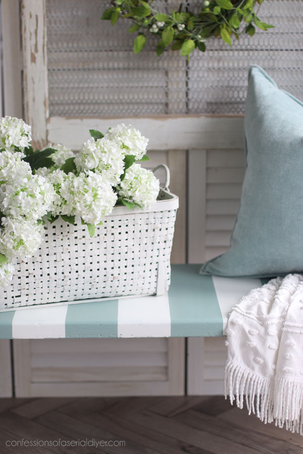 Simple painted bench anyone can do!