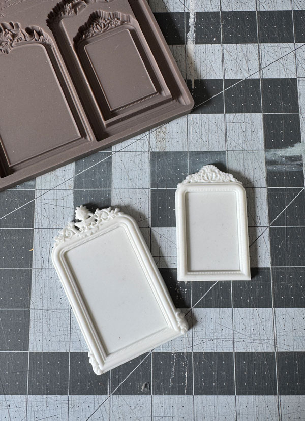 Lysandra Mould is ideal for making small tags!