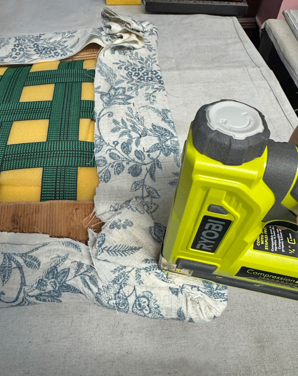 Upholstering a Louis armchair