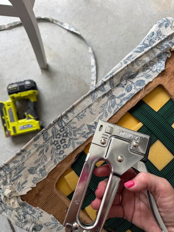 Adding piping to a chair seat