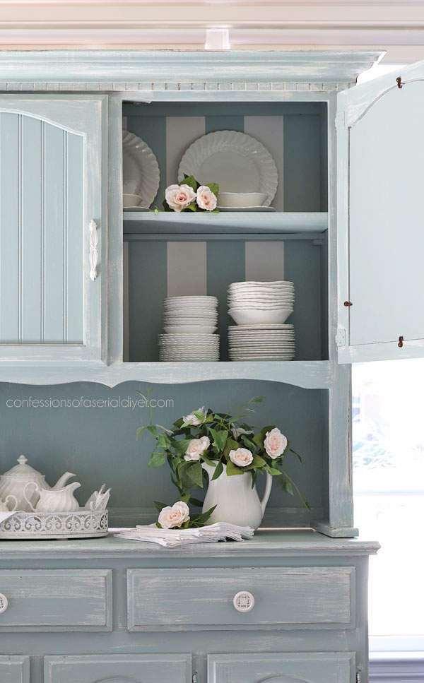 Shabby chic Hutch