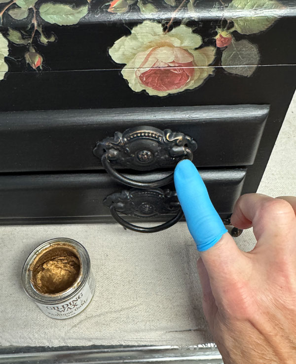 Antique Gold Gilding Wax from Dixie Belle
